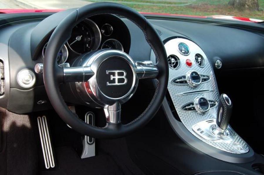  Bugatti Veyron 16.4 2008 года  (фото 30 из 31)